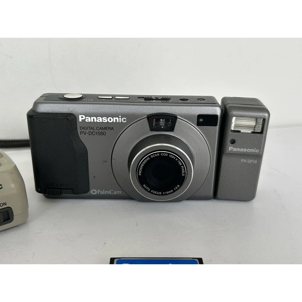 Vintage Panasonic PalmCam PV-DC1580 Digital Camera PV-DF18 Flash 8MB CF AS-IS